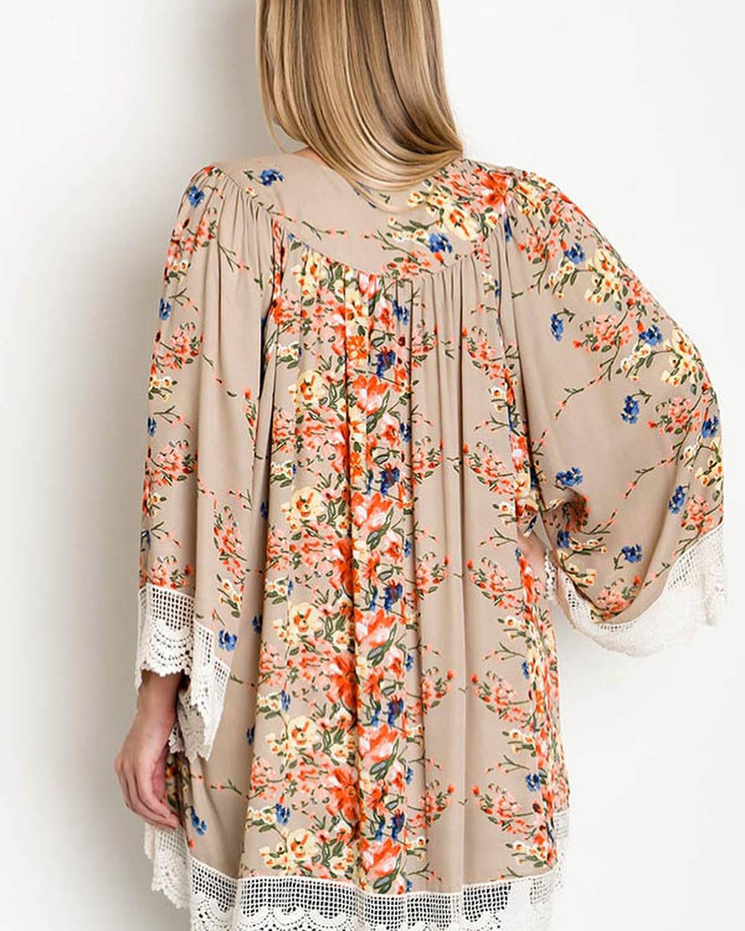 Cruel Summer Kimono: Curvy